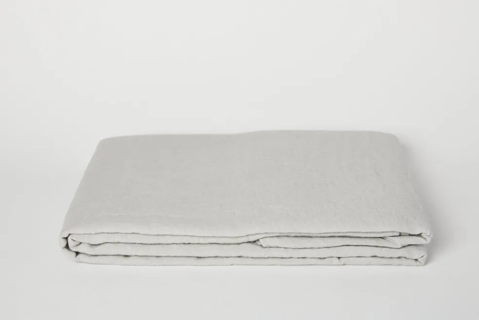 Cloud Grey 63 x 118 Tablecloth